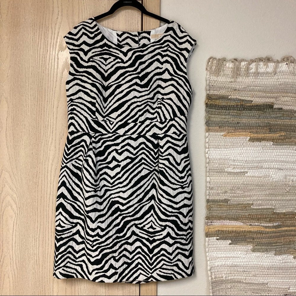 NWT Michael Kors zebra sheath dress - open back detail - sz 14